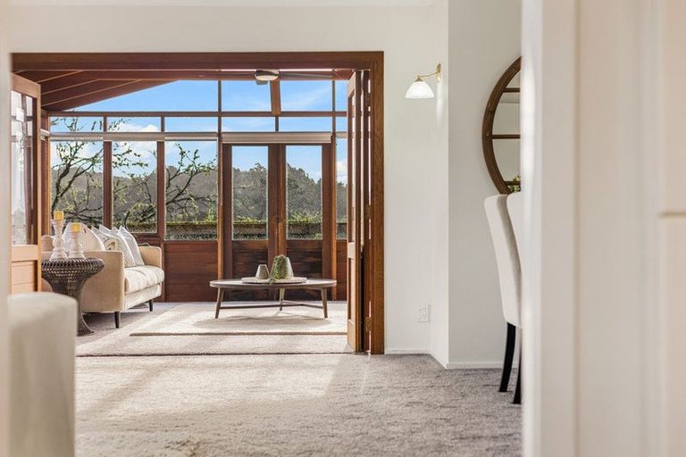 Photo of property in 25 Hawkes Access Road, Waitoki, Silverdale, 0994