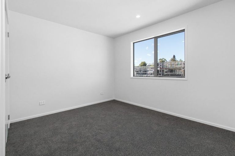 Photo of property in 4 Selkirk Lane, Hamilton Lake, Hamilton, 3204