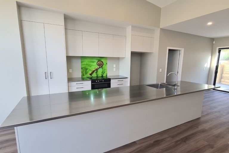 Photo of property in 93 Melksham Drive, Churton Park, Wellington, 6037