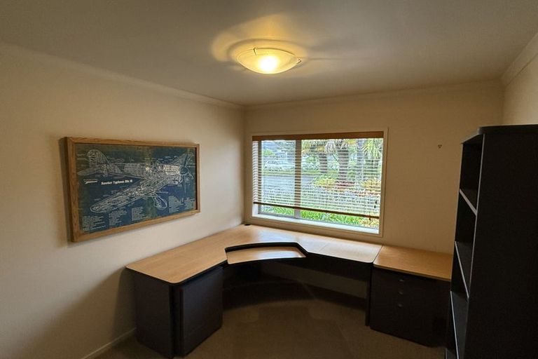 Photo of property in 2 Centaur Close, Albany, Auckland, 0632