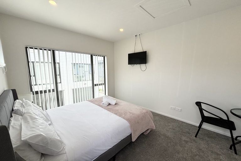Photo of property in 40 Opoka Street, Papakura, 2110