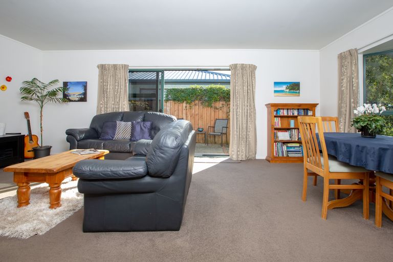 Photo of property in 26 Maple Crescent, Richmond, 7020