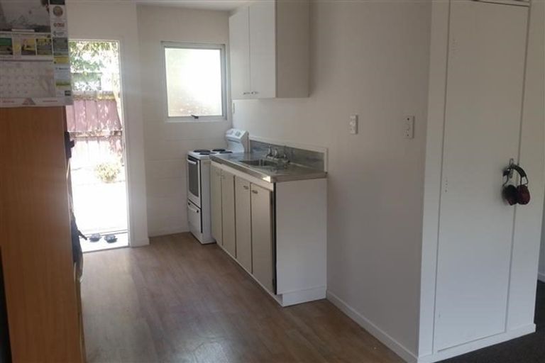 Photo of property in 5/19 Milton Road, Orewa, 0931