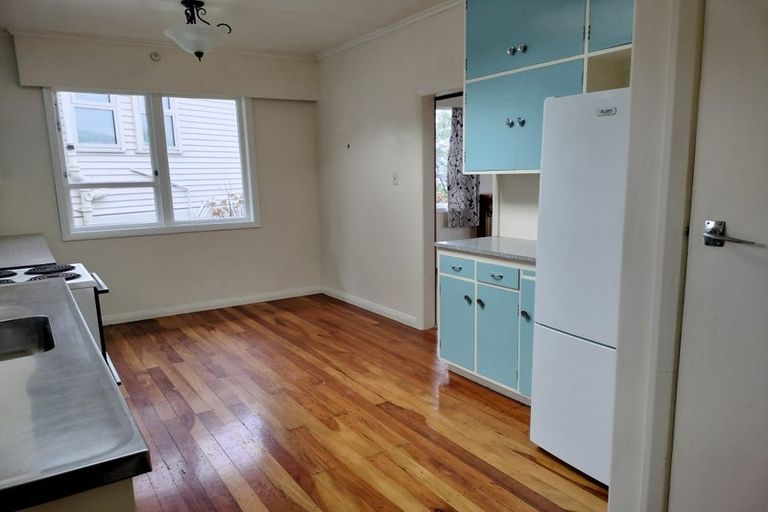 Photo of property in 57 Bedford Street, Northland, Wellington, 6012