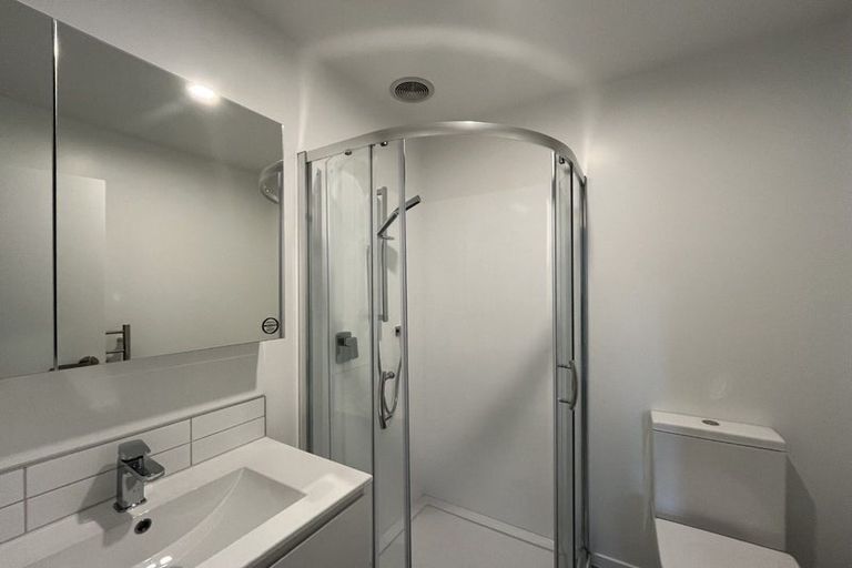 Photo of property in 16 Ngae Place, Mangere East, Auckland, 2024