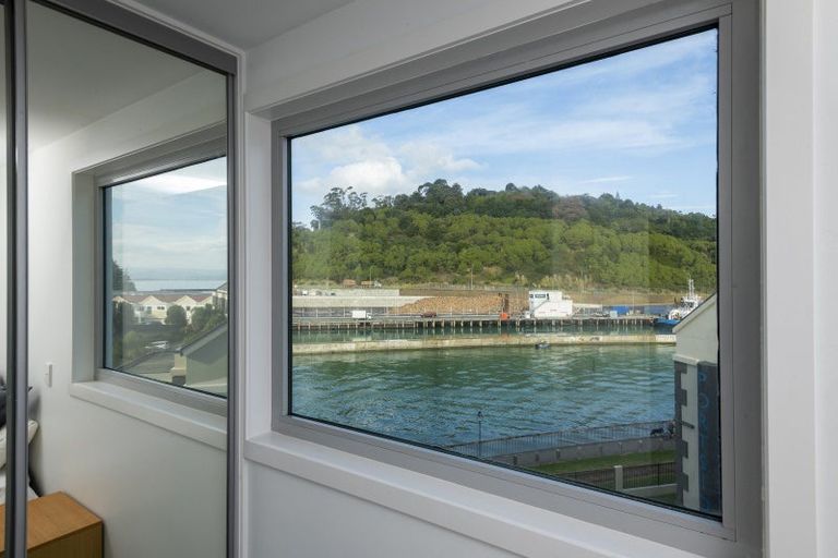 Photo of property in Marina View Apartments, 307/4 Reads Quay, Gisborne, 4010