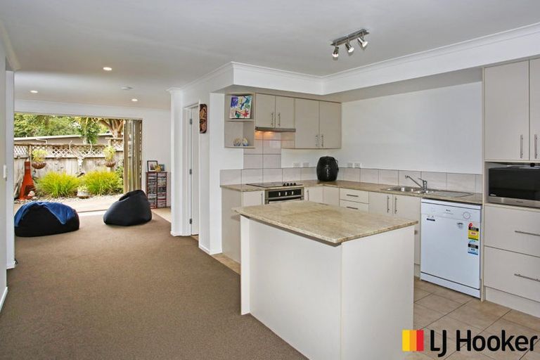 Photo of property in 12 Merlot Lane, Pukekohe, 2120