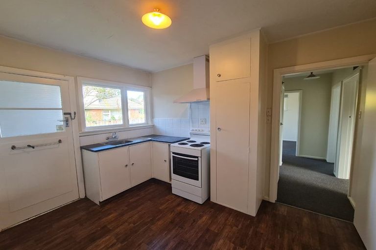 Photo of property in 98 Hinau Street, Riccarton, Christchurch, 8041