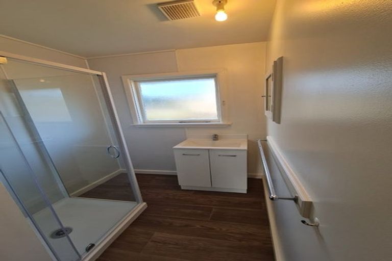 Photo of property in 98 Hinau Street, Riccarton, Christchurch, 8041