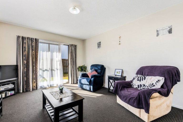 Photo of property in 6 Flaxwood Lane, Waltham, Christchurch, 8023