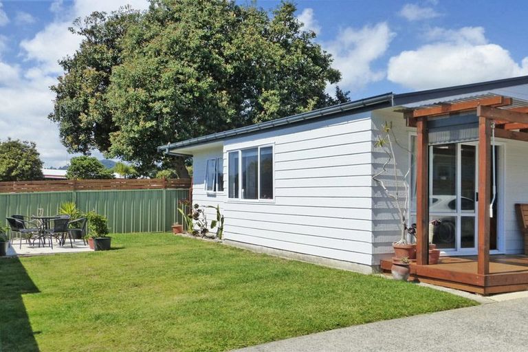 Photo of property in 126a Mayfair Avenue, Whangamata, 3620