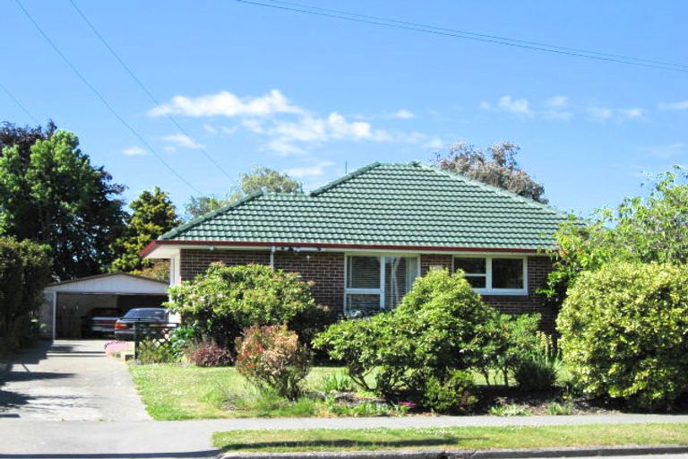 Photo of property in 50 Staveley Street, Avonhead, Christchurch, 8042