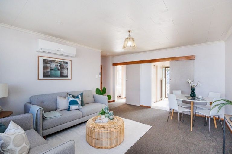 Photo of property in 8 Kiwi Court, Roslyn, Palmerston North, 4414