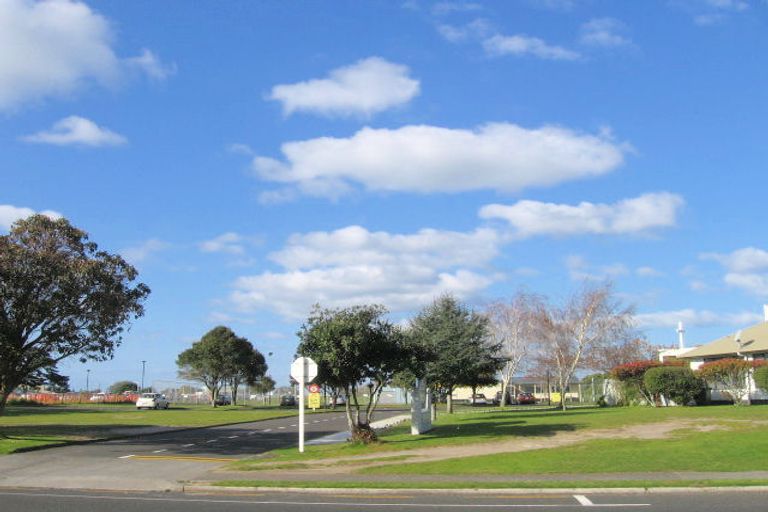 Photo of property in St Thomas More Catholic School, 17 Gloucester Road, Mount Maunganui, 3116