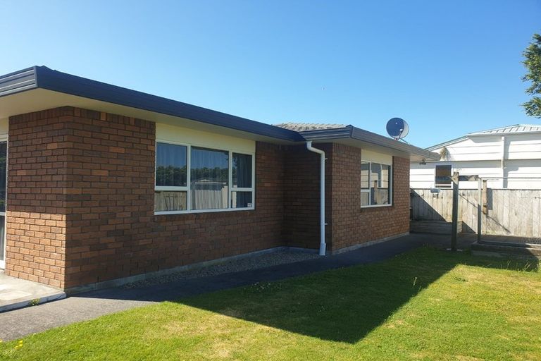 Photo of property in 154 Tukapa Street, Westown, New Plymouth, 4310