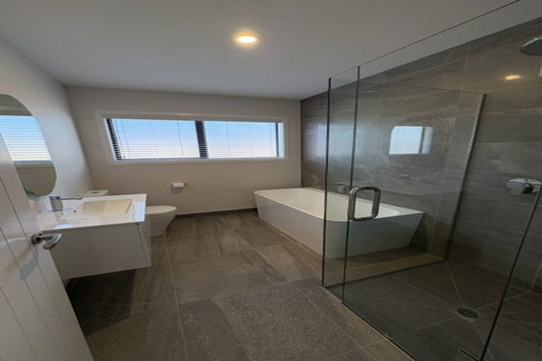 Photo of property in 36 Burbank Road, Wanaka, 9382