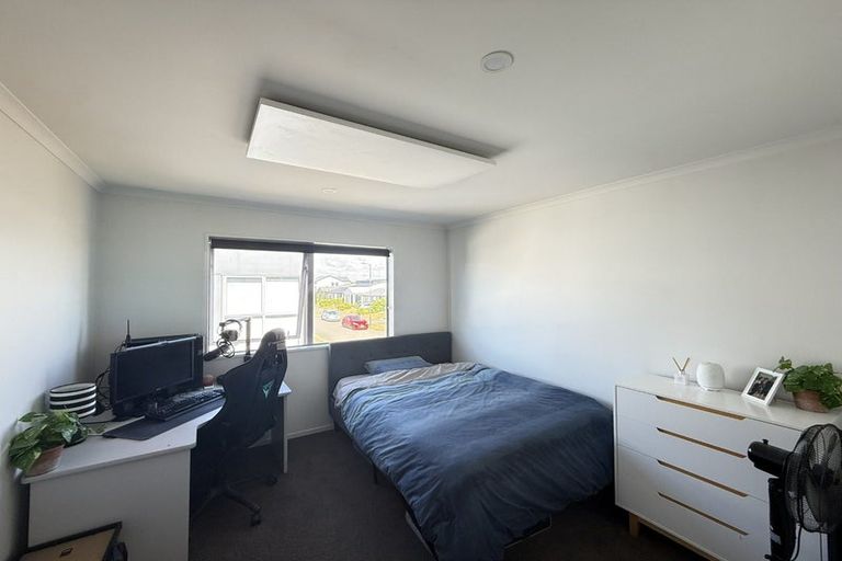 Photo of property in 2 Tippet Crescent, Wigram, Christchurch, 8025