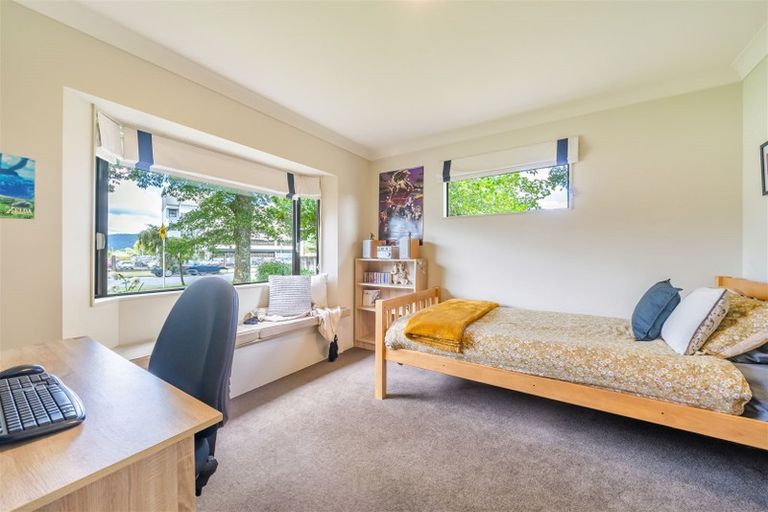Photo of property in 5 Messines Avenue, Trentham, Upper Hutt, 5018