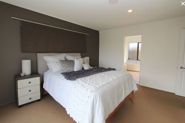 Photo of property in 10 Robinia Place, Wigram, Christchurch, 8042