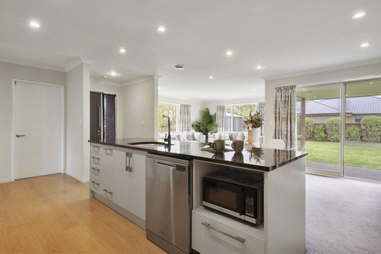 Photo of property in 166 Johns Road, Rangiora, 7400