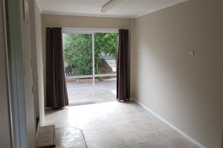 Photo of property in 4202a/2 Great North Road, Glendene, Auckland, 0602