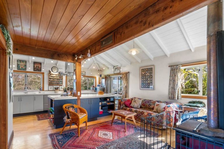 Photo of property in 196a Okains Bay Road, Robinsons Bay, Akaroa, 7581