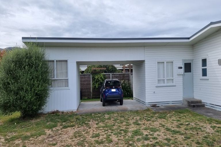 Photo of property in 20 Nisbet Terrace, Kinloch, Taupo, 3377