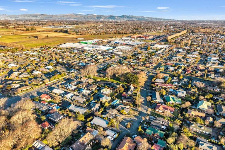 Photo of property in 18 Tisch Place, Belfast, Christchurch, 8051