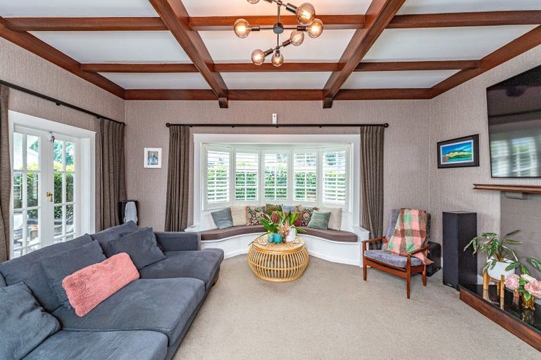 Photo of property in 9 Selwyn Crescent, College Estate, Whanganui, 4500