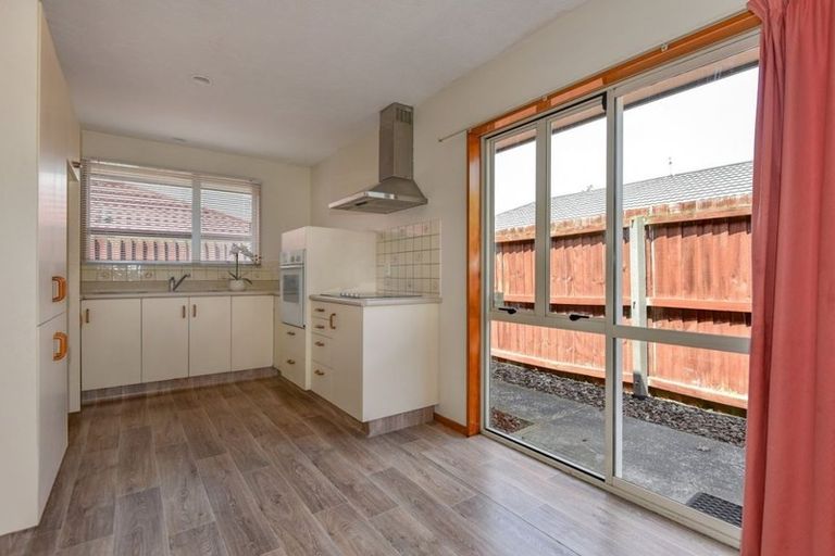 Photo of property in 3/43 Peverel Street, Riccarton, Christchurch, 8041