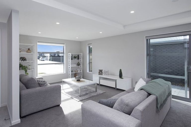 Photo of property in 20 Lussa Close, Broomfield, Christchurch, 8042