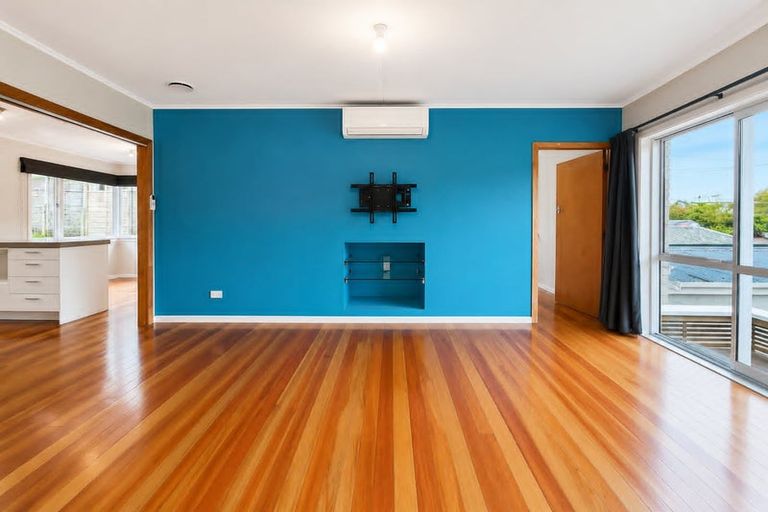 Photo of property in 17 Elizabeth Place, Ferndale, New Plymouth, 4310