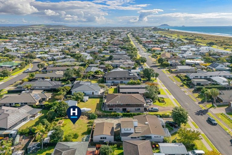 Photo of property in 122b Dickson Road, Papamoa Beach, Papamoa, 3118