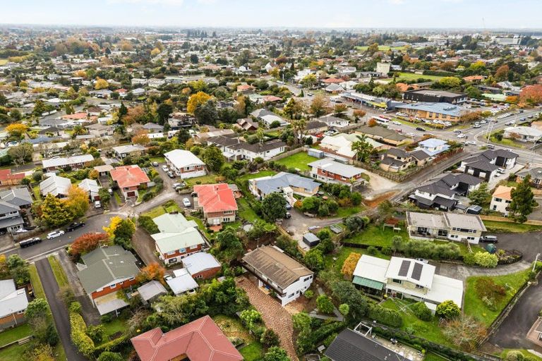 Photo of property in 33 Garthwood Road, Hillcrest, Hamilton, 3216