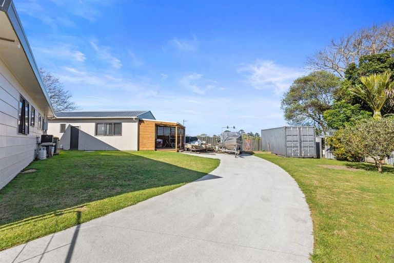 Photo of property in 18 Whenuariri Place, Maketu, 3189