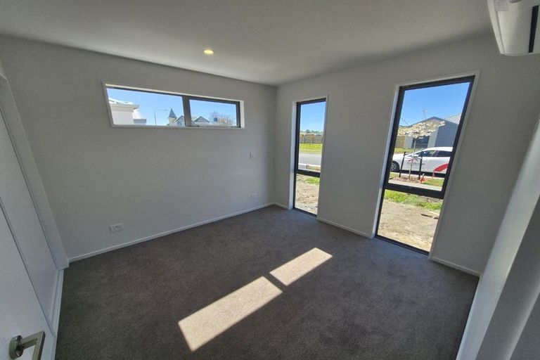 Photo of property in 25 Doris Lusk Street, Belfast, 8051