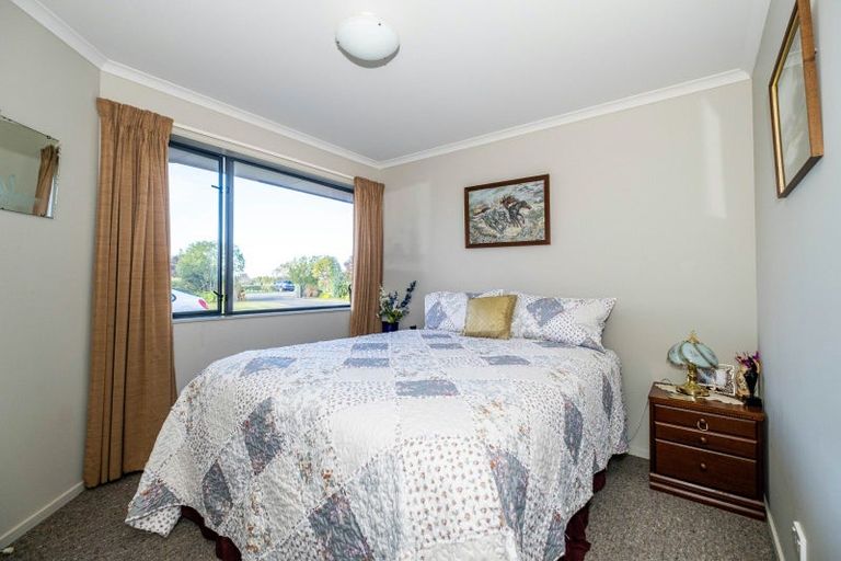 Photo of property in 11 Hunt Street, Waimate, 7978
