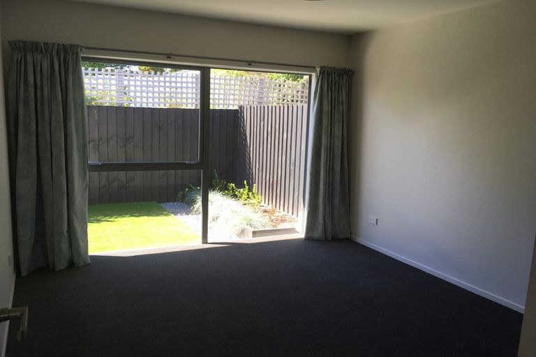 Photo of property in 4/77 Geraldine Street, Edgeware, Christchurch, 8013