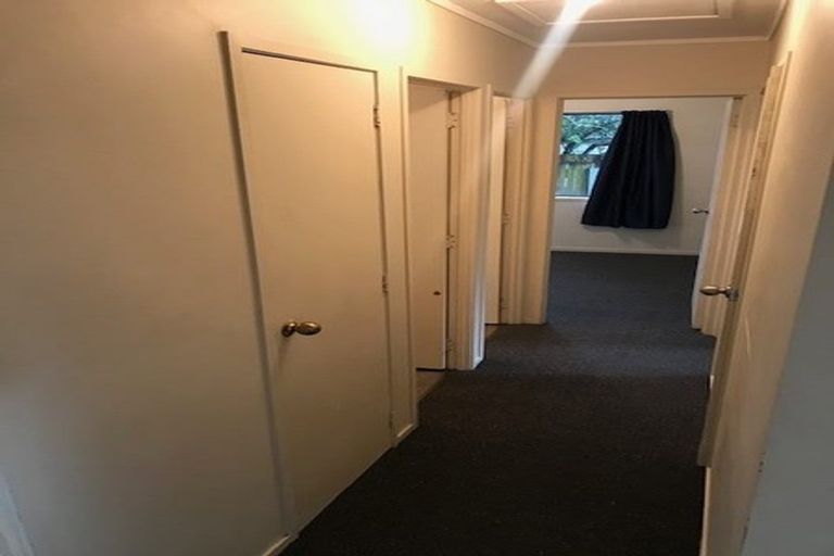 Photo of property in 2/10 Burundi Avenue, Clendon Park, Auckland, 2103