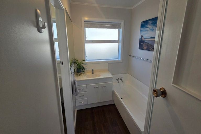 Photo of property in 33 Toorak Avenue, Avonhead, Christchurch, 8042