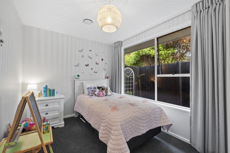 Photo of property in 237 Estuary Road, South New Brighton, Christchurch, 8062