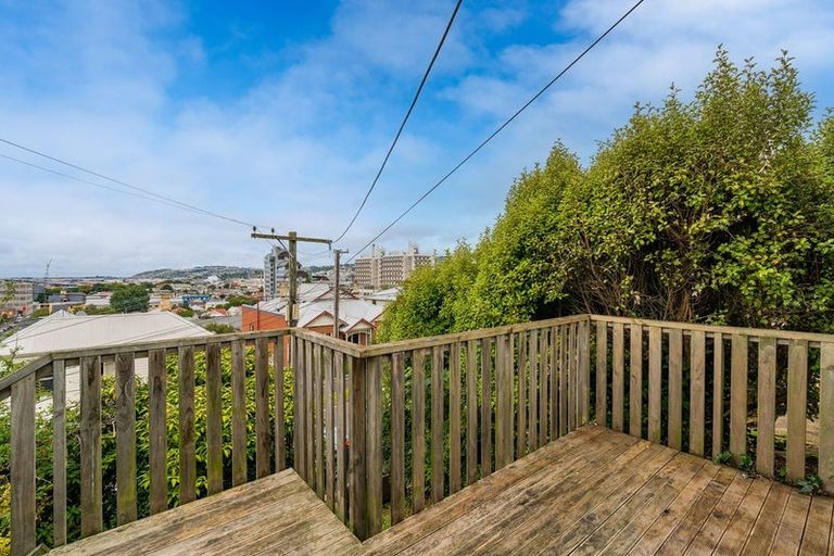 Photo of property in 141 Saint David Street, North Dunedin, Dunedin, 9016