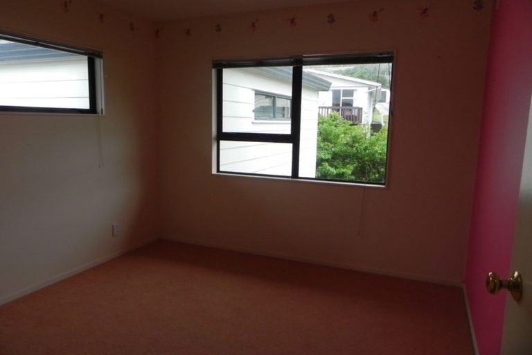 Photo of property in 11 Ring Lane, Paparangi, Wellington, 6037