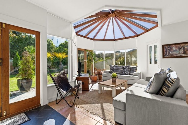 Photo of property in 117 Priestley Terrace, Bluff Hill, Napier, 4110