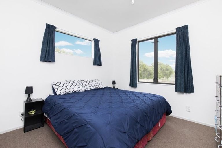Photo of property in 10 Peach Hill Road, Ramarama, Drury, 2579