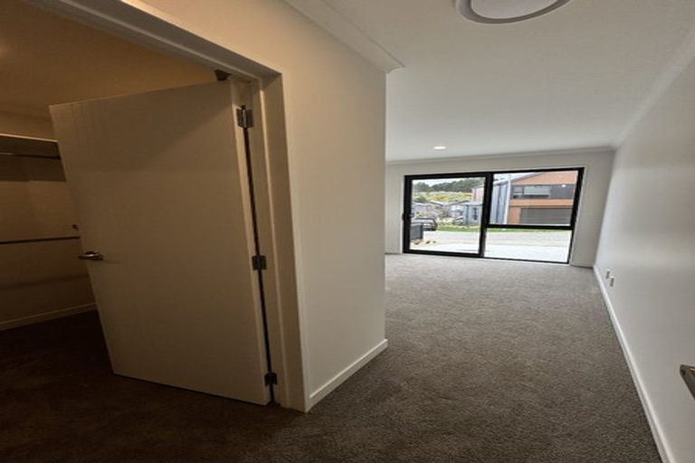 Photo of property in 3 Kikorangi Drive, Wainui, 0992