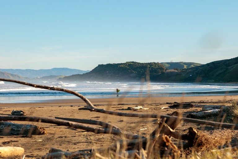 Photo of property in 6 Makorori Beach Road, Makorori, Gisborne, 4073