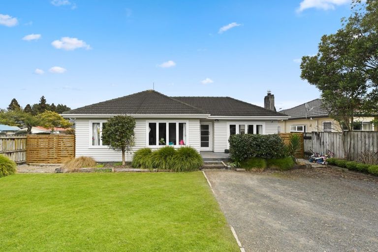Photo of property in 67 Lake Crescent, Hamilton Lake, Hamilton, 3204