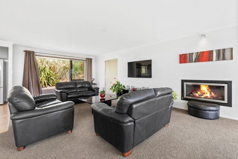 Photo of property in 1518 Old North Road, Helensville, 0875