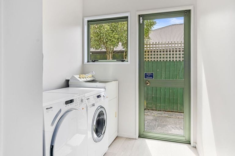 Photo of property in 90 Matai Street, Riccarton, Christchurch, 8011